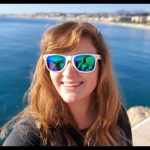 Meet your Posher, Elisa